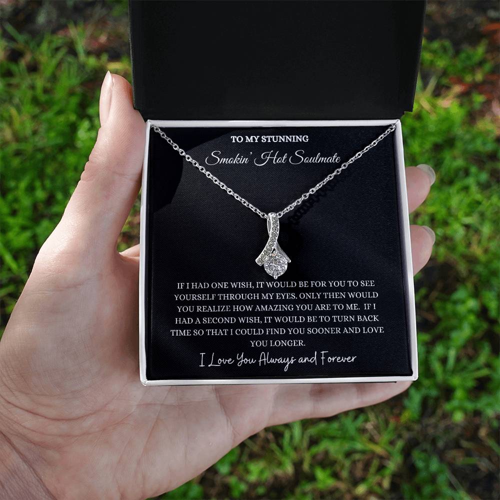 SOULMATE ALLURING BEAUTY NECKLACE